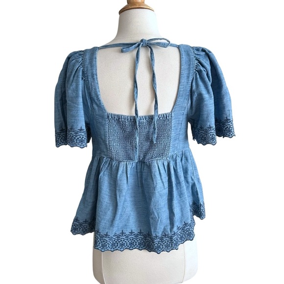 OLD NAVY Chambray Embroidered Peasant Top Smocked Back Flutter Sleeve Boho S NWT - Picture 6 of 13